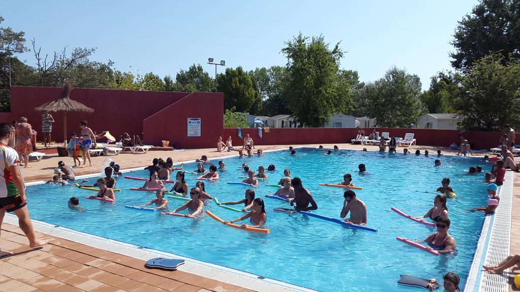 Village Vacances Les Abricotiers 페르피냥 외부 사진