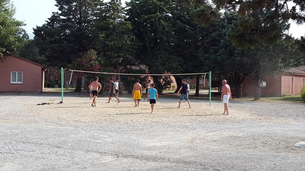 Village Vacances Les Abricotiers 페르피냥 외부 사진